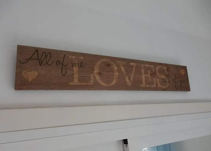 ,nerja, Seaview, Pool, 3 Bedrooms, Huge Terrace And Garden 内尔哈