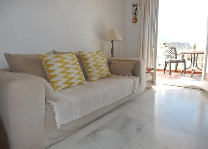 Будинок відпочинку ,nerja, Seaview, Pool, 3 Bedrooms, Huge Terrace And Garden
