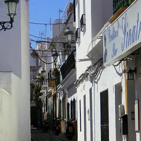 度假居 ,nerja, Seaview, Pool, 3 Bedrooms, Huge Terrace And Garden *