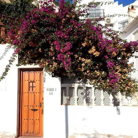 ,nerja, Seaview, Pool, 3 Bedrooms, Huge Terrace And Garden 度假居