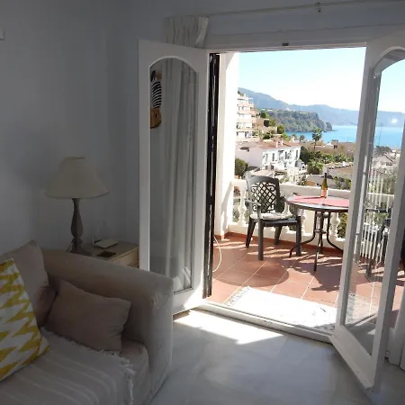度假居 ,nerja, Seaview, Pool, 3 Bedrooms, Huge Terrace And Garden *