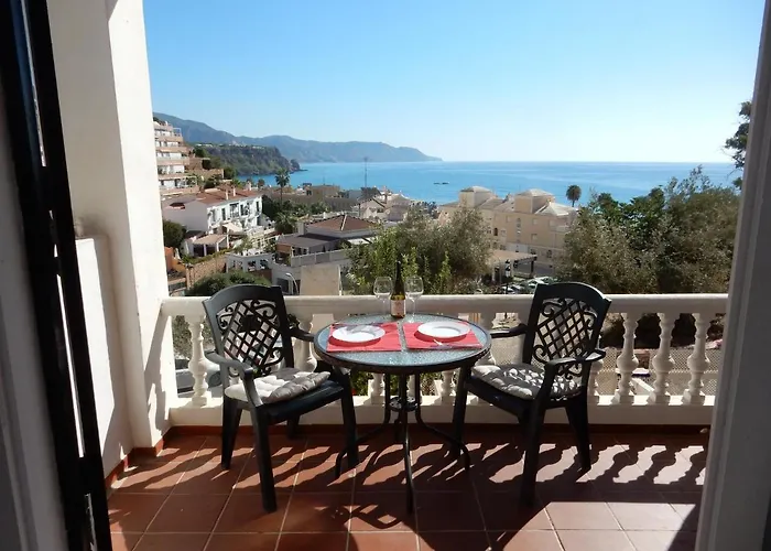 ,nerja, Seaview, Pool, 3 Bedrooms, Huge Terrace And Garden *