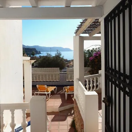,nerja, Seaview, Pool, 3 Bedrooms, Huge Terrace And Garden Нерха
