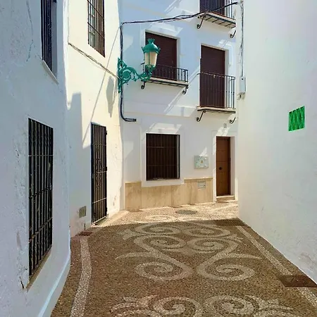 ,nerja, Seaview, Pool, 3 Bedrooms, Huge Terrace And Garden Feriehus