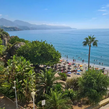 Feriehus ,nerja, Seaview, Pool, 3 Bedrooms, Huge Terrace And Garden *